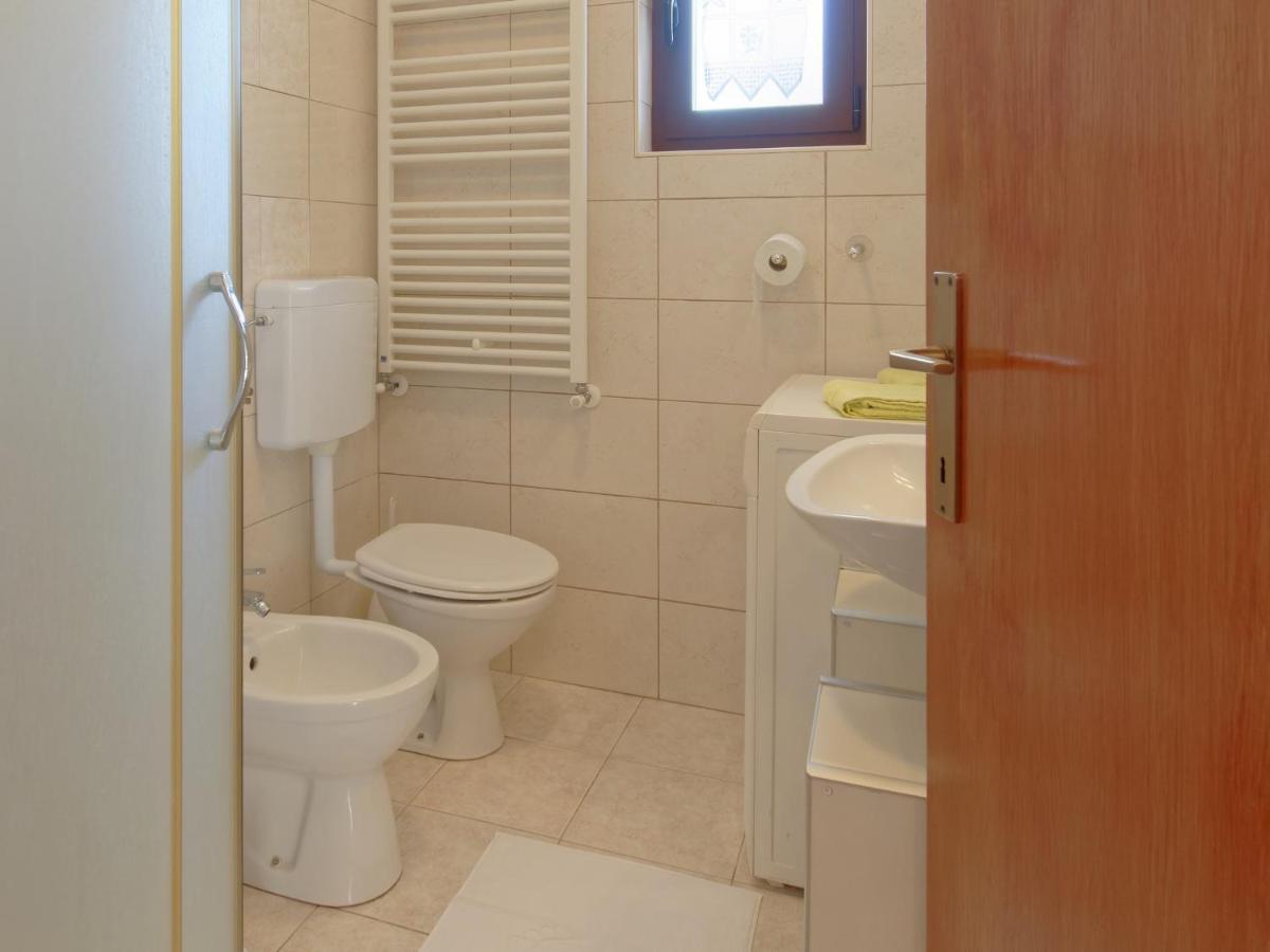 Apartment Laganis Plovanija Extérieur photo